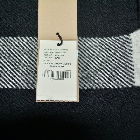 NWT BURBERRY HALF MEGA FASHION CHECK WOOL FRINGE SCARF - Picture 8 of 11